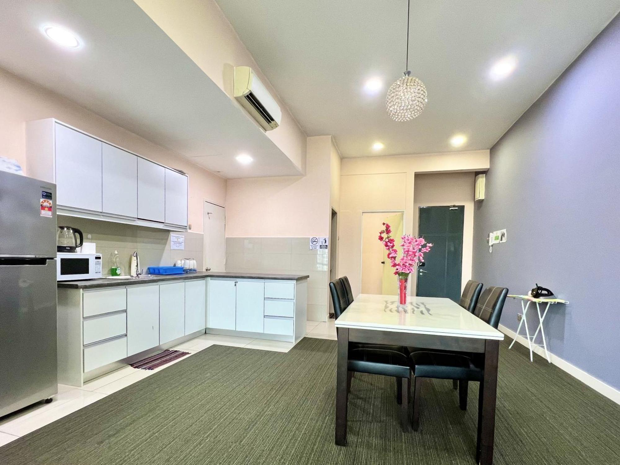 Margo Istay - The Loft Imago Kota Kinabalu Extérieur photo